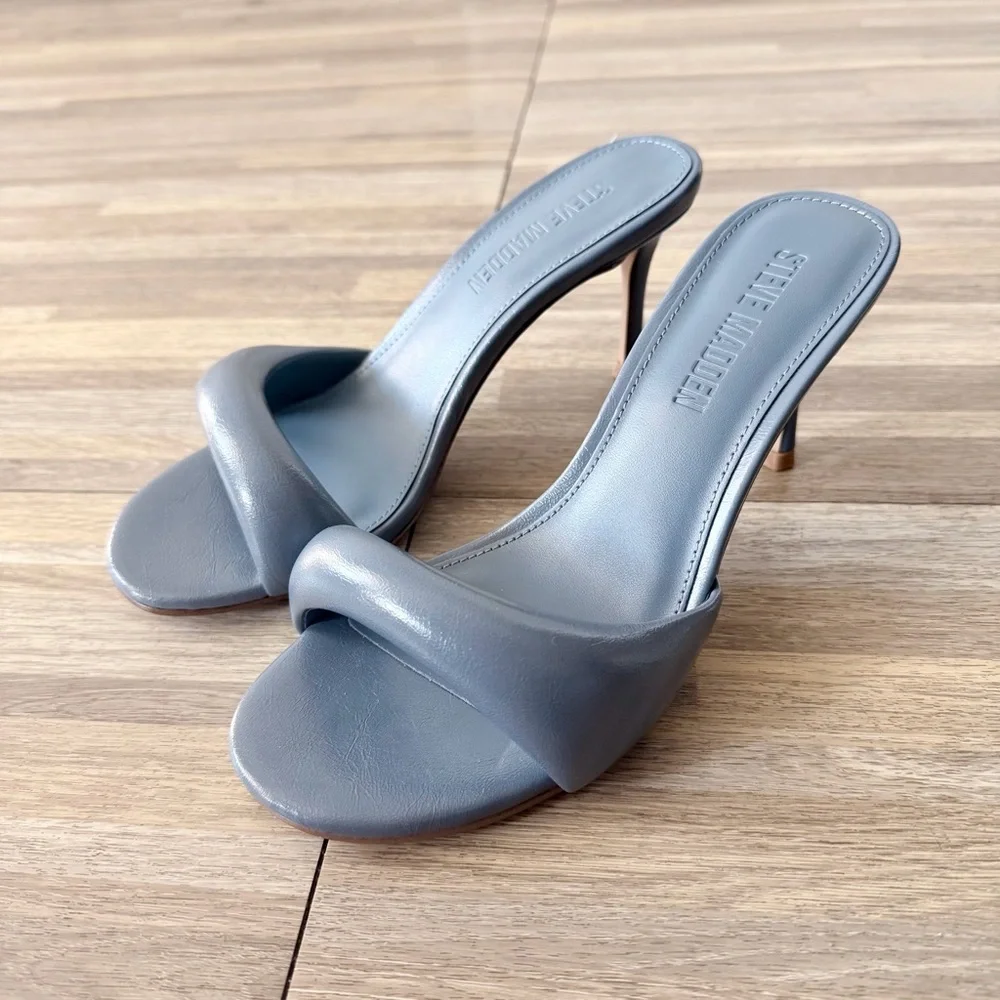 Steve Madden KIERAN blue vegan leather mule heel, women’s size 6 - Picture 1 of 8